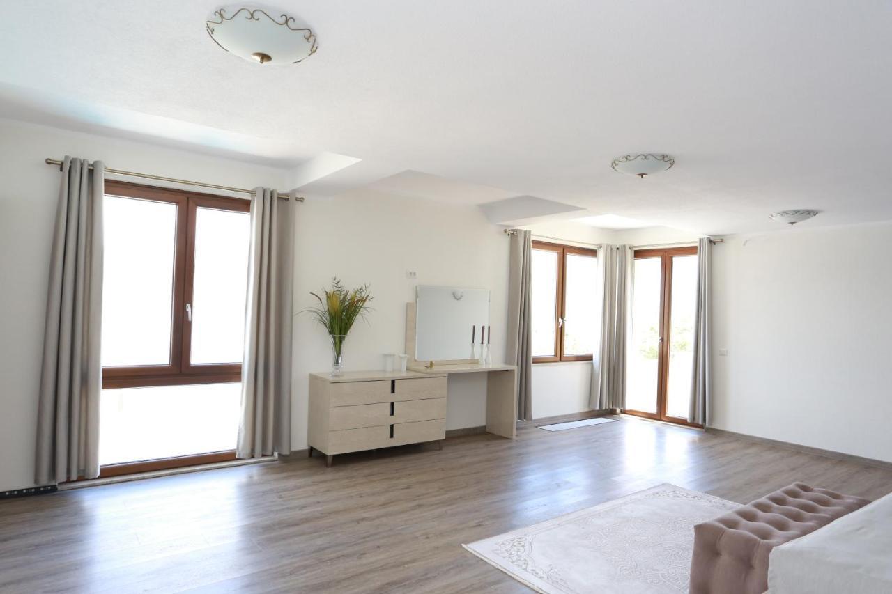 Villa Semiramis 티바트 외부 사진