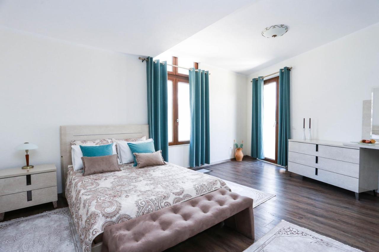 Villa Semiramis 티바트 외부 사진