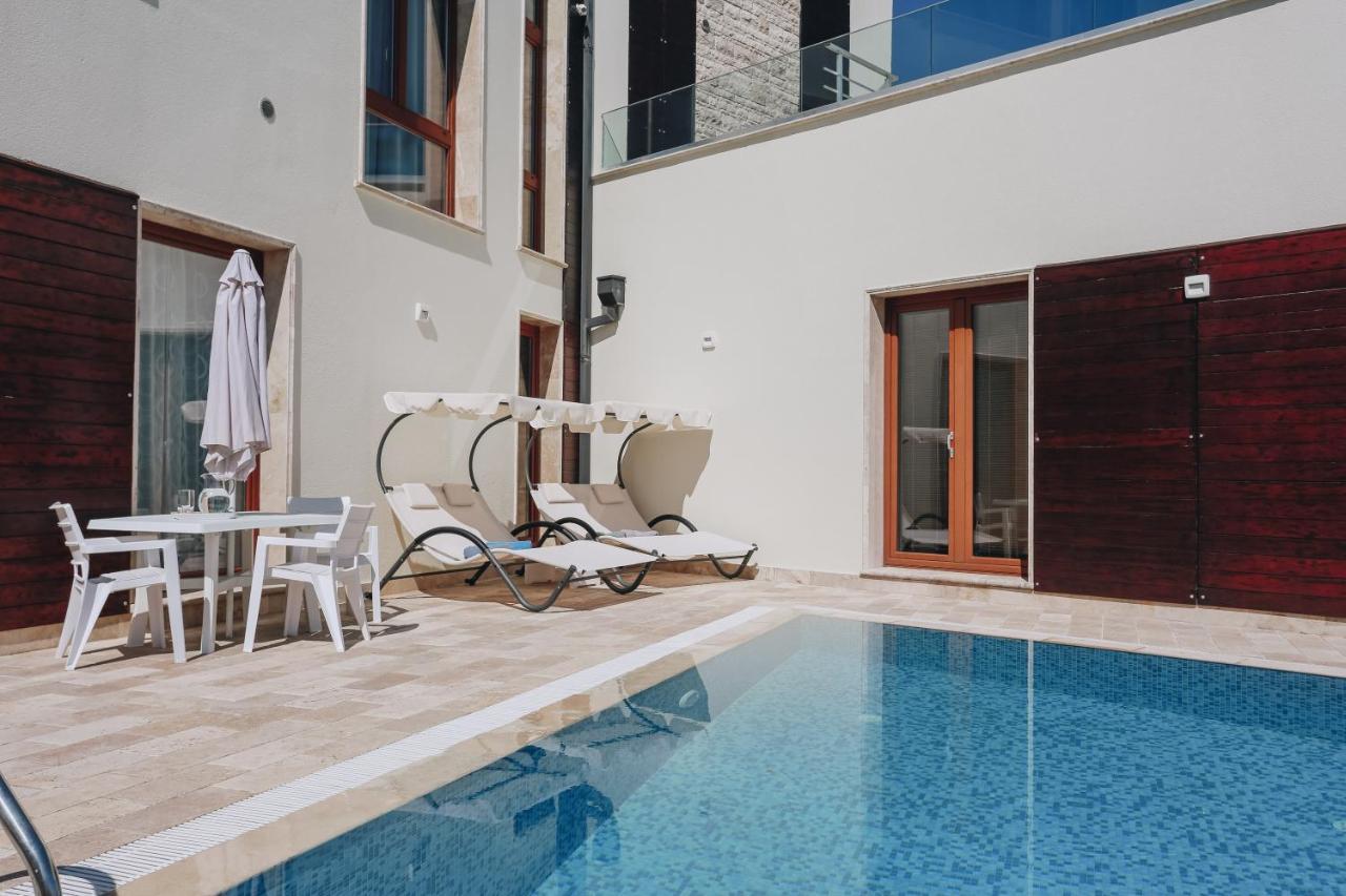 Villa Semiramis 티바트 외부 사진