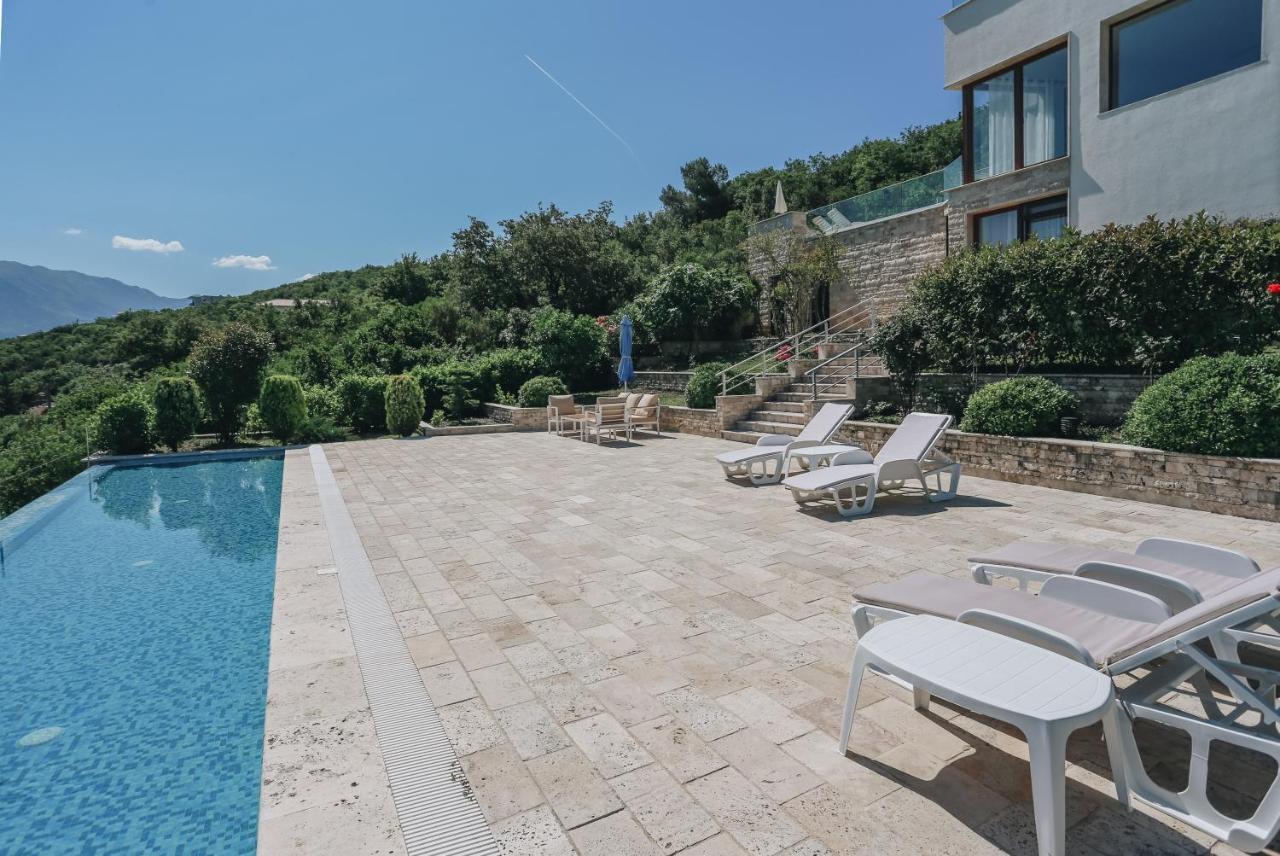 Villa Semiramis 티바트 외부 사진